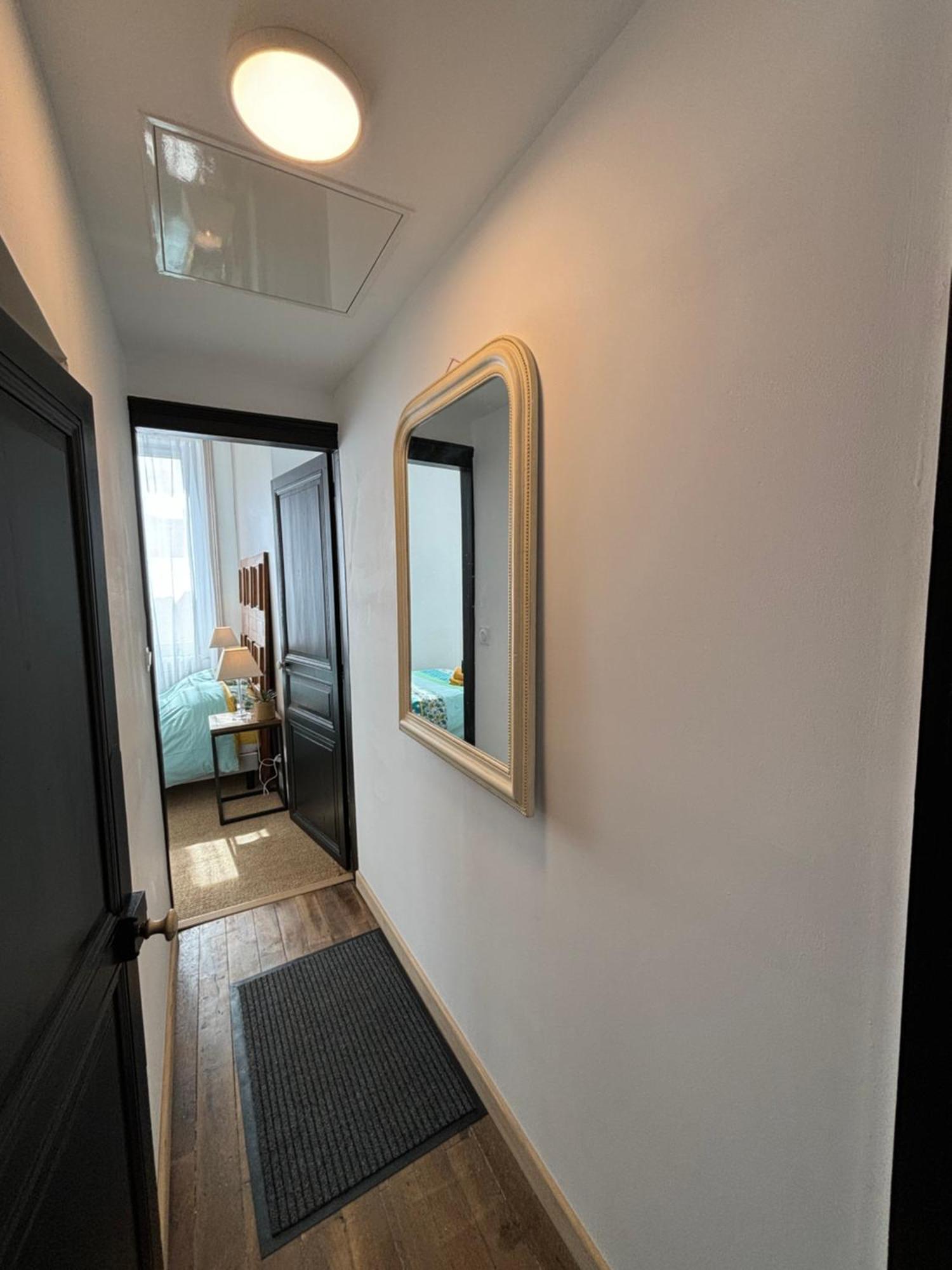 Maison A La Guitarde - Hotel Particulier Hippolyte Châteauroux Exteriör bild