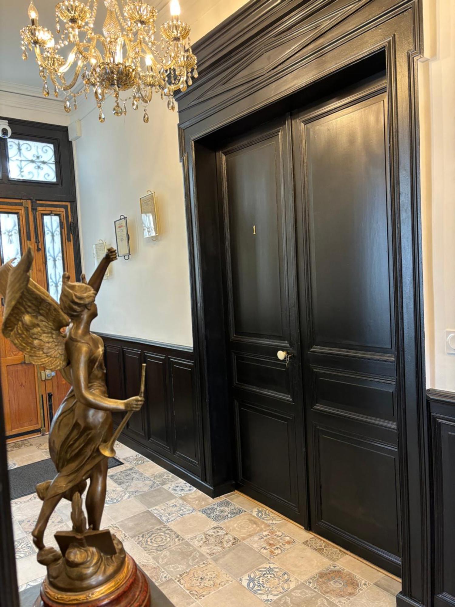 Maison A La Guitarde - Hotel Particulier Hippolyte Châteauroux Exteriör bild